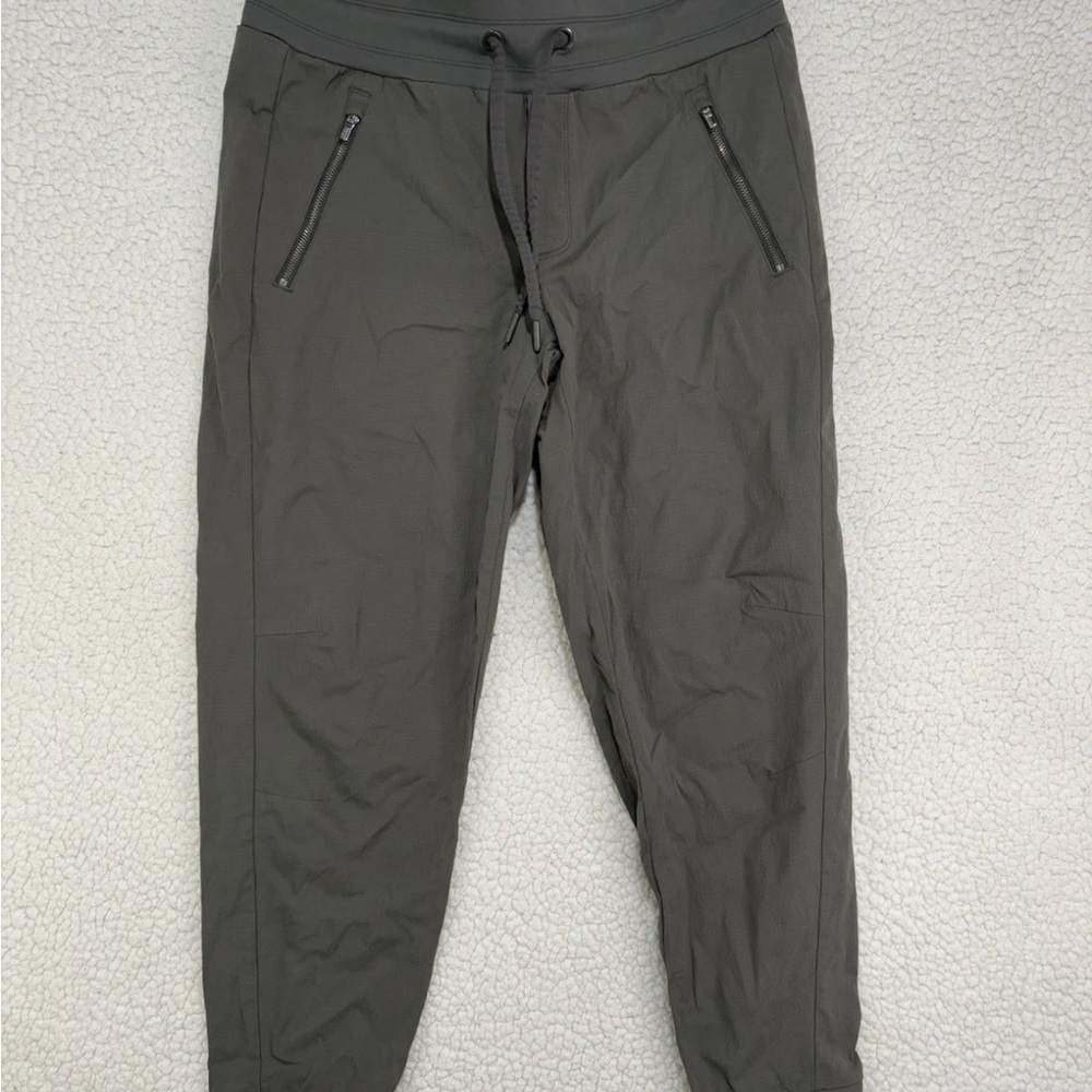 ATHLETA Trekkie North Jogger Pants Mountain Olive Stretch Size 6 Hike Athletic